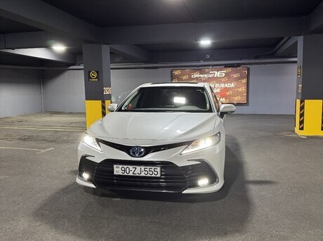 Toyota Camry 2023