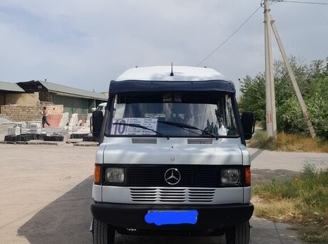 Mercedes 410 D 1985