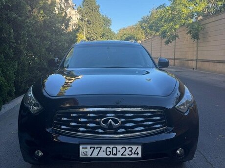 Infiniti FX35 2011