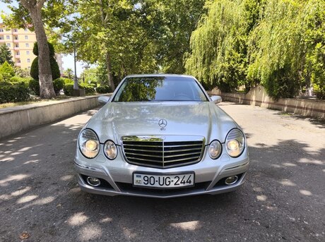 Mercedes E 240 2002