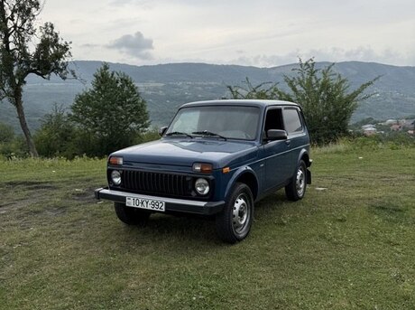 LADA (VAZ) Niva 2015