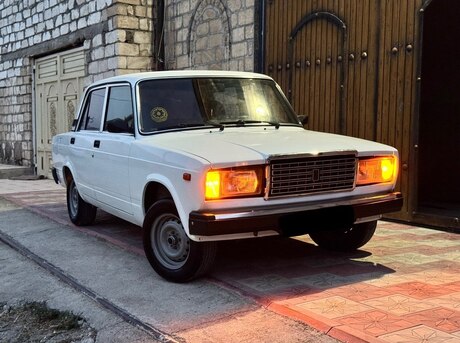 LADA (VAZ) 2107 2009