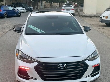 Hyundai Elantra 2018
