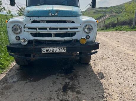 ZIL 130