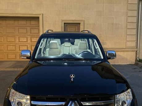 Mitsubishi Pajero 2007