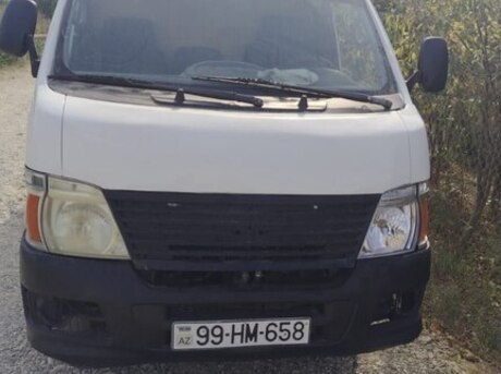 Nissan Urvan 2008