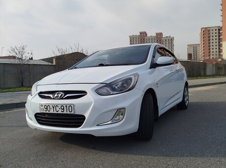 Hyundai Accent 2012