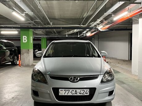 Hyundai i30 2009