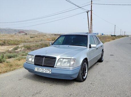 Mercedes E 220 1993