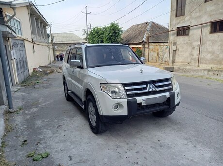 Mitsubishi Pajero 2007