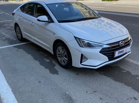 Hyundai Elantra 2019