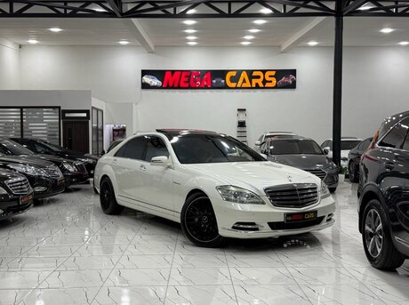Mercedes S 500