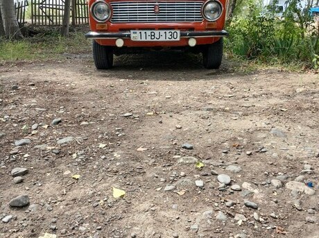 LADA (VAZ) 21011 1983