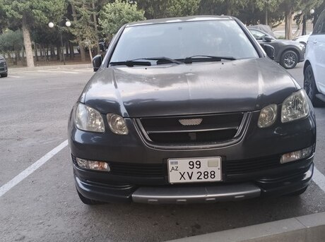 Mitsubishi Airtrek 2001