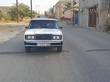 LADA (VAZ) 2107 2000