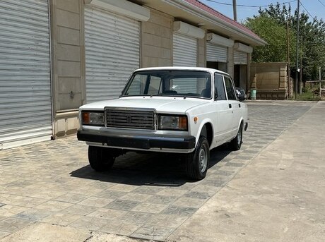LADA (VAZ) 2107 2010