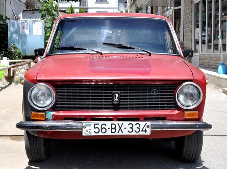 LADA (VAZ) 21011 1980