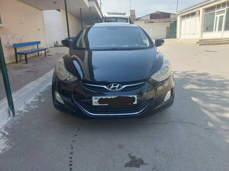 Hyundai Elantra 2013
