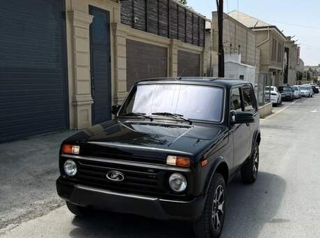 LADA (VAZ) Niva 2023