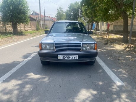 Mercedes 190 1993