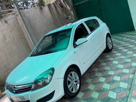 Opel Astra 2007