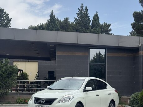 Nissan Sunny 2014