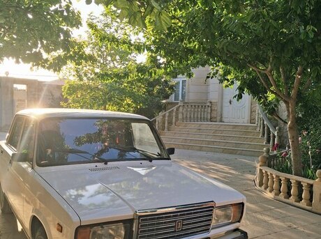 LADA (VAZ) 2107 2003