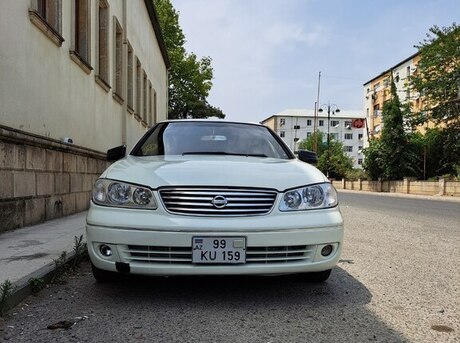 Nissan Sunny 2008