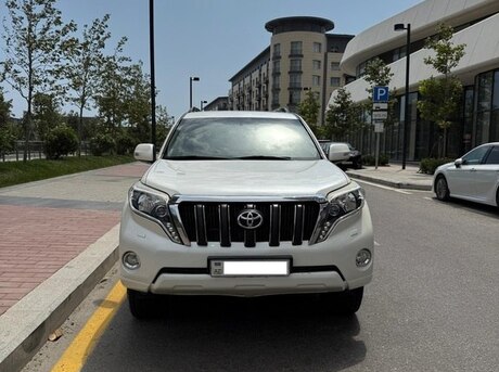 Toyota Land Cruiser Prado 2013