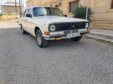 GAZ 24 1989