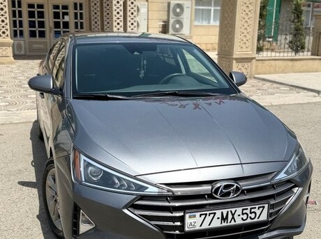 Hyundai Elantra 2019
