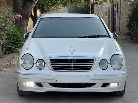 Mercedes E 240 1999