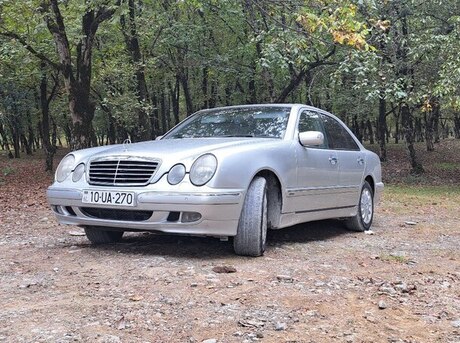 Mercedes E 270 2001