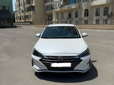 Hyundai Elantra 2019
