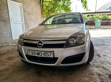 Opel Astra 2006