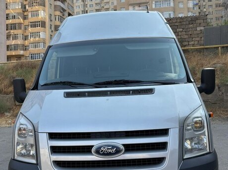 Ford Transit 2011