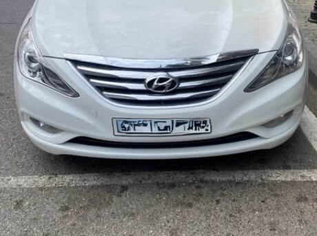 Hyundai Sonata 2011