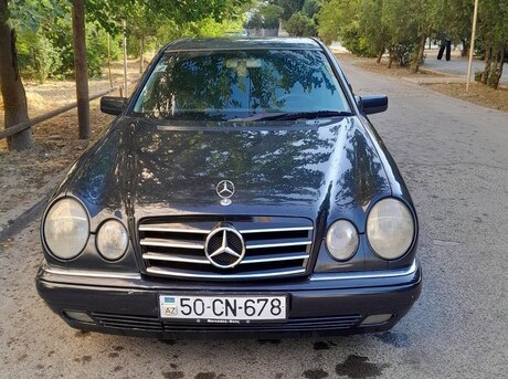 Mercedes E 240 1999