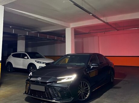 Toyota Camry 2024