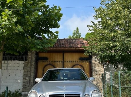 Mercedes E 260 1999