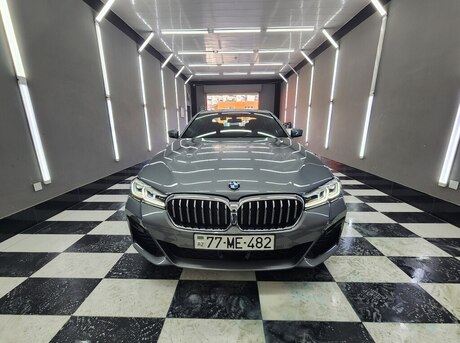 BMW 523 2022