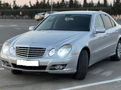 Mercedes E 220