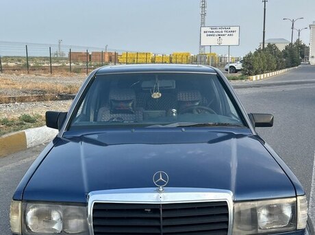 Mercedes 190 1990