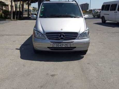 Mercedes Viano 2005