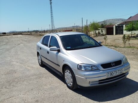 Opel Astra 2005