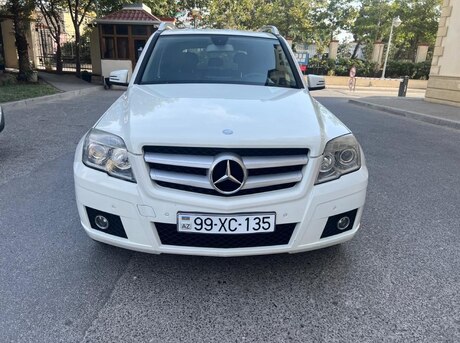 Mercedes  2010