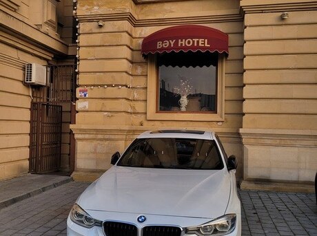 BMW 328 2016