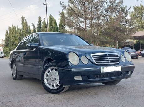 Mercedes E 240 2000