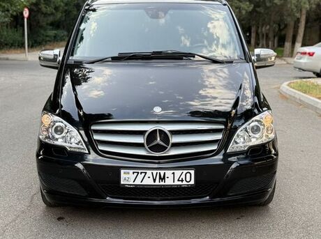 Mercedes Viano 2011