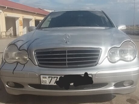 Mercedes C 240